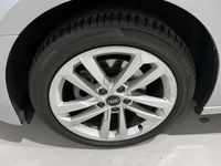 Usado Audi A3 Sportback Advanced 116 CV (85 kW) 2021 Gris Utilitario