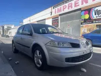 Usado Renault Mégane Extreme 106 CV (77 kW) 2007 Gris Utilitario