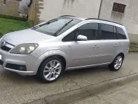 Usado Opel Zafira Enjoy 150 CV (110 kW) 2007 Gris / plata Monovolumen