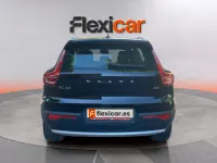 Usado Volvo XC40 Core 163 HP (119 kW) 2022 Preto SUV
