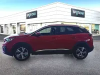 Usado Peugeot 3008 Allure 131 CV (96 kW) 2020 Rojo SUV