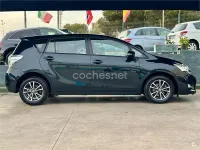 Käytetty Toyota Verso Comfort 124 HP (91 kW) 2014 Vihreä Tila-auto