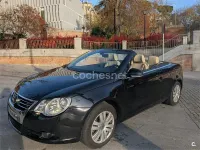 Usado VW Eos 140 CV (102 kW) 2007 Negro Descapotable