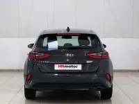 Usado Kia Ceed 136 CV (100 kW) 2020 Gris Utilitario