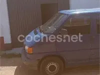 Begagnad VW Transporter 68 HK (50 kW) 1997 Blå Van