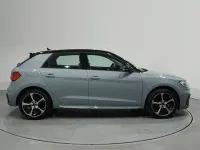 Usado Audi A1 Sportback 116 CV (85 kW) 2025 Gris / plata Utilitario