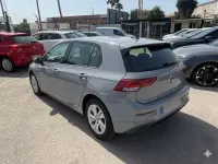 Usado VW Golf VIII Life 110 CV (80 kW) 2021 Gris