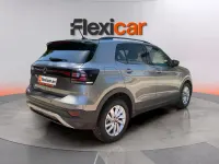 Usado VW T-Cross Advance 110 CV (80 kW) 2021 Gris SUV