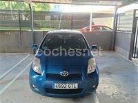 Usado Toyota Yaris Active 101 CV (74 kW) 2010 Azul Utilitario