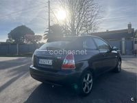 Usado Hyundai Accent 110 CV (80 kW) 2007 Gris / plata Berlina