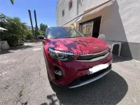 Usado Kia Stonic 100 CV (73 kW) 2020 Rojo SUV