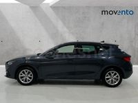 Usado Seat Leon Style 130 CV (95 kW) 2021 Gris / plata Berlina