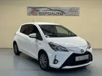 Usado Toyota Yaris Hybrid Active 99 CV (72 kW) 2020 Blanco Utilitario