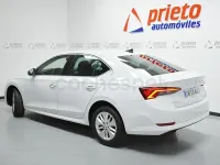 Usado Skoda Octavia Ambition 115 CV (84 kW) 2023 Blanco Berlina