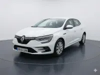 Usado Renault Mégane II Intens 115 CV (84 kW) 2021 Blanco Berlina