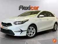 Usado Kia Ceed 136 CV (100 kW) 2023 Blanco Utilitario
