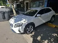 Usado Mercedes GLA200 156 CV (114 kW) 2019 Blanco SUV