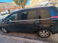 Usado Peugeot 5008 Allure 112 CV (82 kW) 2012 Negro Monovolumen