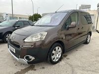 Usado Peugeot Partner Tepee Outdoor 115 CV (84 kW) 2014 Marrón Monovolumen