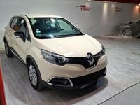 Usado Renault Captur Intens 90 HP (66 kW) 2015 Bege SUV