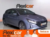 Usado Hyundai i20 101 CV (74 kW) 2024 Azul Utilitario