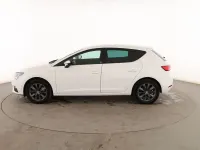 Usado Seat Leon Style 131 CV (96 kW) 2020 Blanco Berlina