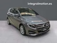 Usado Mercedes B200 156 CV (114 kW) 2017 Gris Utilitario