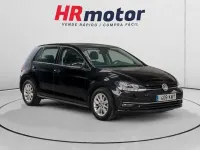 Usado VW Golf VII 116 CV (85 kW) 2019 Negro Utilitario