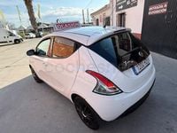 Usado Lancia Ypsilon 69 CV (50 kW) 2014 Blanco Utilitario