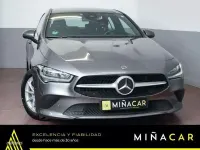 Usado Mercedes CLA180 116 CV (85 kW) 2022 Gris Coupe
