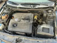 Usado VW Golf IV 105 CV (77 kW) 2002 Verde Berlina