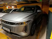 Usado Omoda 9 537 CV (394 kW) 2026 Gris / plata SUV