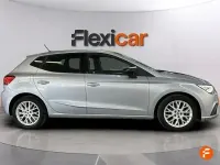 Usado Seat Ibiza FR 110 CV (80 kW) 2023 Gris Utilitario