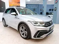 Usado VW Tiguan R-line 150 CV (110 kW) 2021 Gris / plata SUV