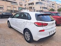 Usado Hyundai i30 95 CV (69 kW) 2018 Blanco Berlina