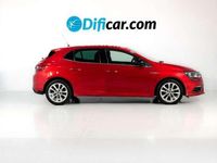 Usado Renault Mégane IV Zen 132 CV (97 kW) 2017 Rojo Utilitario