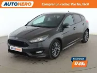 Usado Ford Focus ST-Line 125 CV (91 kW) 2018 Gris Utilitario