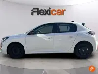 Usado Peugeot 208 Active 100 CV (73 kW) 2024 Blanco Utilitario