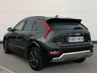 Usado Kia Niro 171 CV (125 kW) 2025 Gris / plata SUV