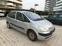 Usado Citroën Xsara Picasso 110 CV (80 kW) 2009 Gris / plata Monovolumen