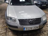 Usado VW Passat Advance 130 CV (95 kW) 2004 Gris / plata Berlina