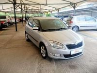 Usado Skoda Fabia Ambition 86 CV (63 kW) 2011 Gris Utilitario