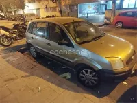 Usado Ford Fusion 100 CV (73 kW) 2002 Beige Utilitario