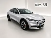 Usado Ford Mustang Mach-E 258 kW (351 CV) 2022 Gris SUV