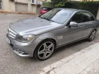 Usado Mercedes C200 Avantgarde 136 CV (100 kW) 2012 Gris / plata Berlina
