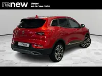 Usado Renault Kadjar Zen 140 CV (102 kW) 2022 Rojo SUV
