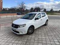 Usado Dacia Sandero Ambiance 75 CV (55 kW) 2014 Blanco Berlina