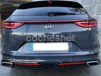 Usado Kia ProCeed GT-Line 140 CV (102 kW) 2019 Gris / plata Familiar