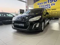 Usado Peugeot 308 Active 120 CV (88 kW) 2012 Negro Utilitario