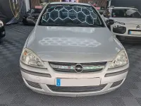 Usado Opel Corsa Essentia 75 CV (55 kW) 2004 Gris / plata Utilitario
